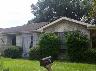 135 Peter Ln, Saint Rose, LA 70087