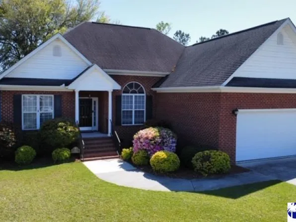 816 Saint George Dr, Florence, SC 29505