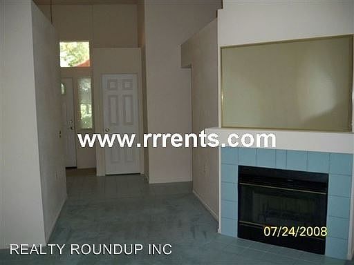 3rd image of 36 Bonaventure Ct