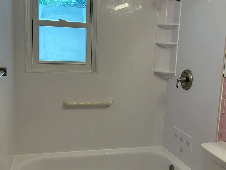 667 Bradley Rd — Photo 6