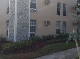 1400 S Douglas Rd APT 8, Coral Gables, FL 33134