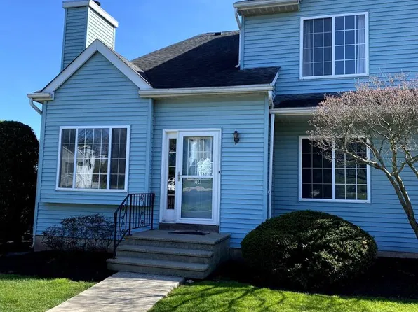 334 Pondview Dr, Harleysville, PA 19438