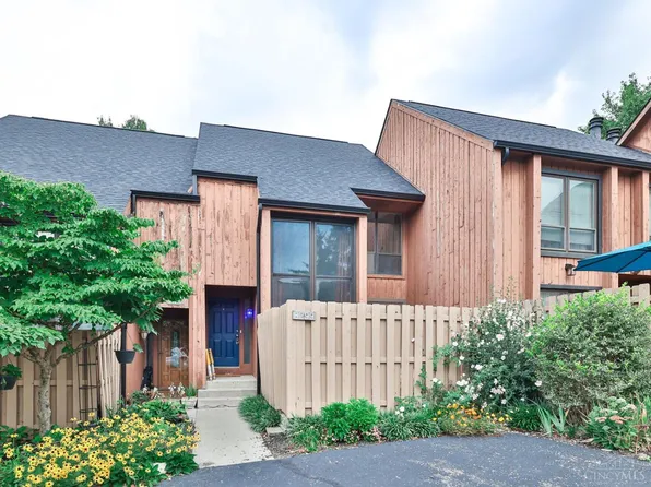 8299 Coppernail Way, West Chester, OH 45069