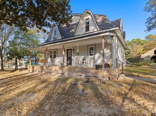 10878 Stuart St, Brownsboro, TX 75756