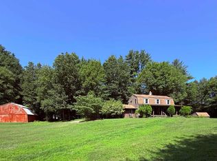 112 Breezy Acres Dr, Vernon, VT 05354