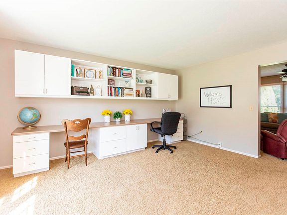 4th image of 54628 Oak Leaf Ct