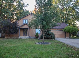 8326 Hilltop Dr, Poland, OH