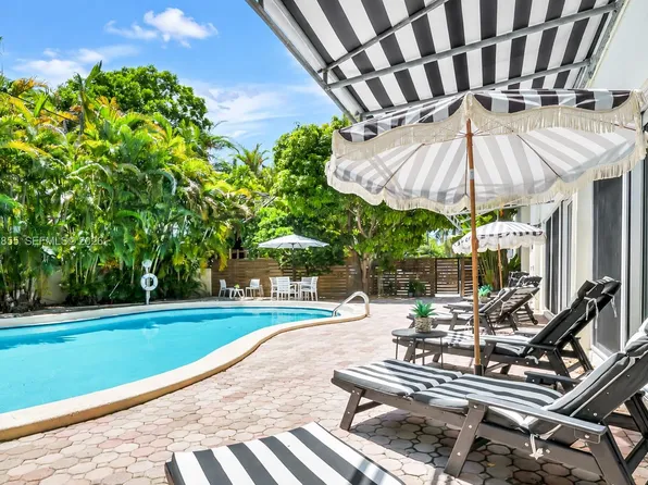 260 Sunrise Dr APT D, Key Biscayne, FL 33149