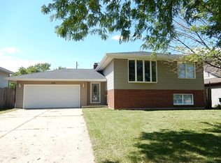 109 Barney Dr, Joliet, IL 60435