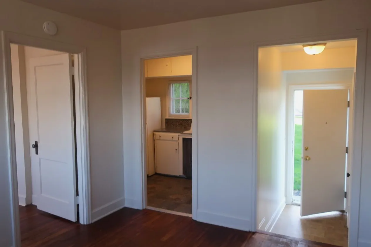 1 bed, 440 sqft, $1,225 — Photo 3