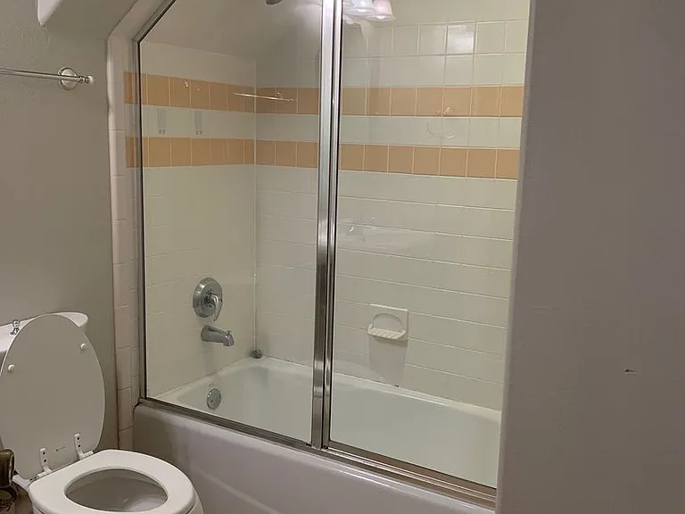 3207 Hampton Rd #A-B — Photo 17