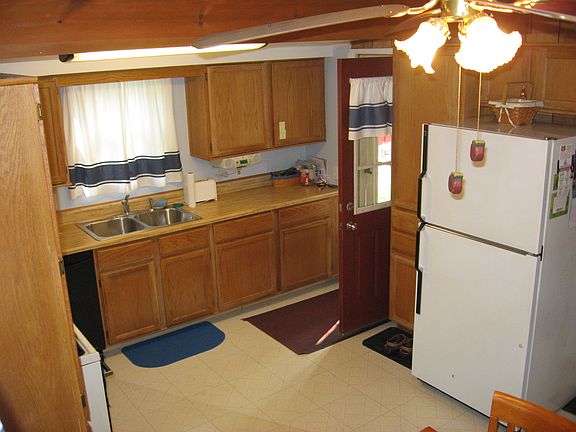 3rd image of 5669 Whitehaven Ave