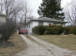 5064 Wake Robin Rd, Mentor, OH 44060