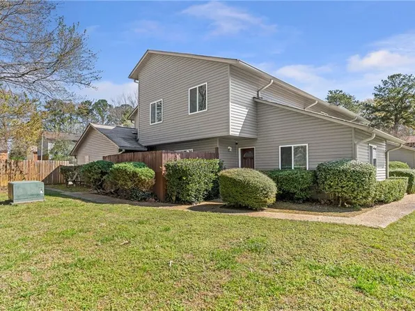 4908 Willow Ln, Austell, GA 30106