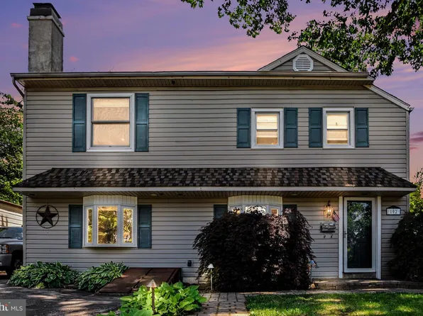 102 Redford Rd, Oreland, PA 19075