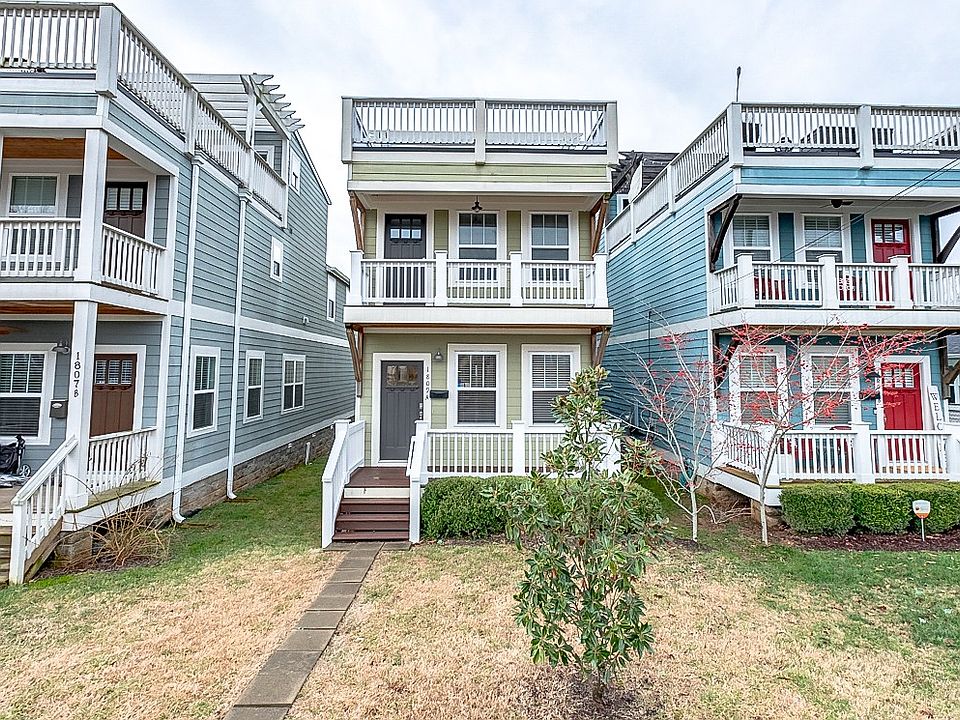 2nd image of 1809A 5th Ave N