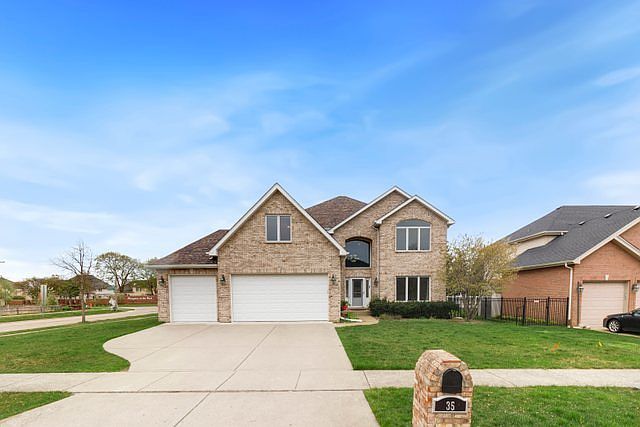 1st image of 35 Clair Ct