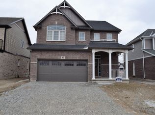97 Crow St S, Welland, ON L3C0G6