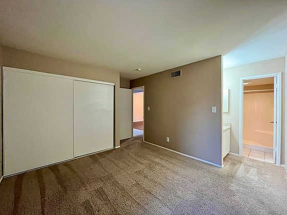 4th image of 1701 W Tuckey Ln #225