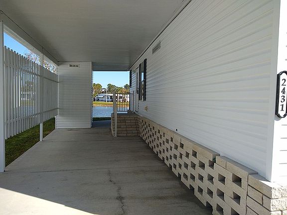 Carport