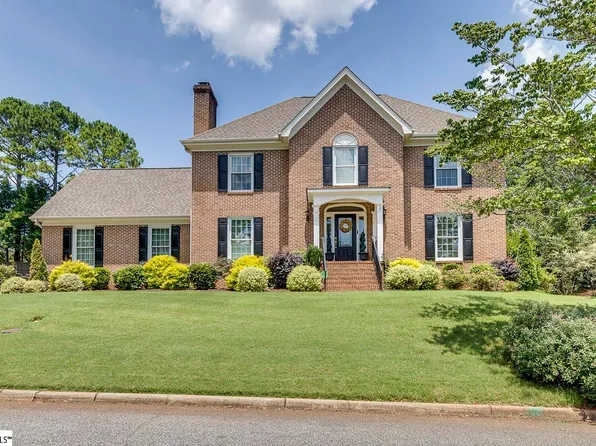 211 S Ticonderoga Dr, Greer, SC 29650