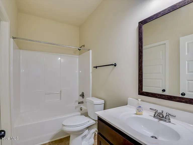 3349 Grove Landing Cir — Photo 15