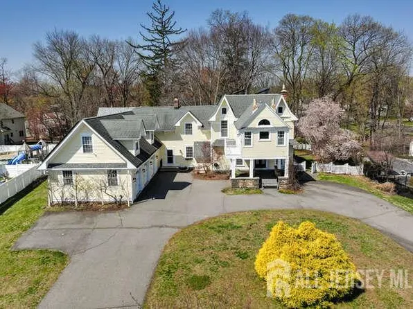 1812 Bellew Pl, South Plainfield, NJ 07080