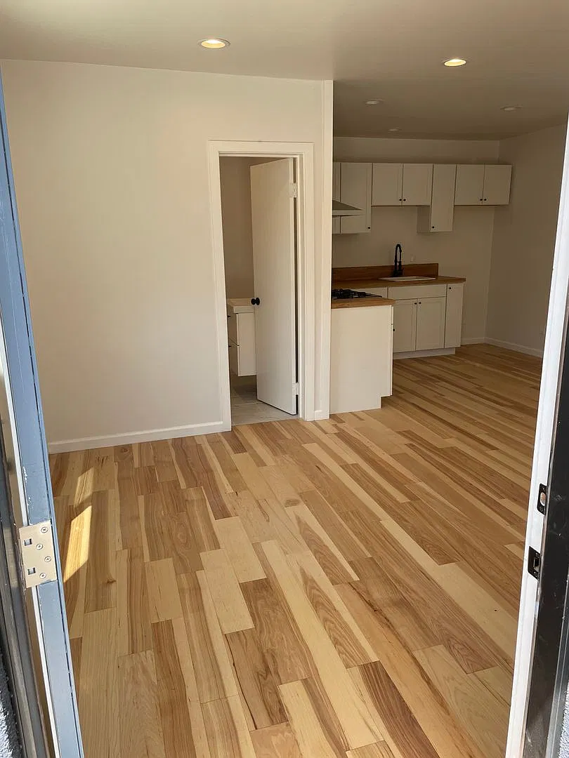 Comfortable and Classic Living in Lincoln Heights at 2216 Griffin Avenue — Photo 3