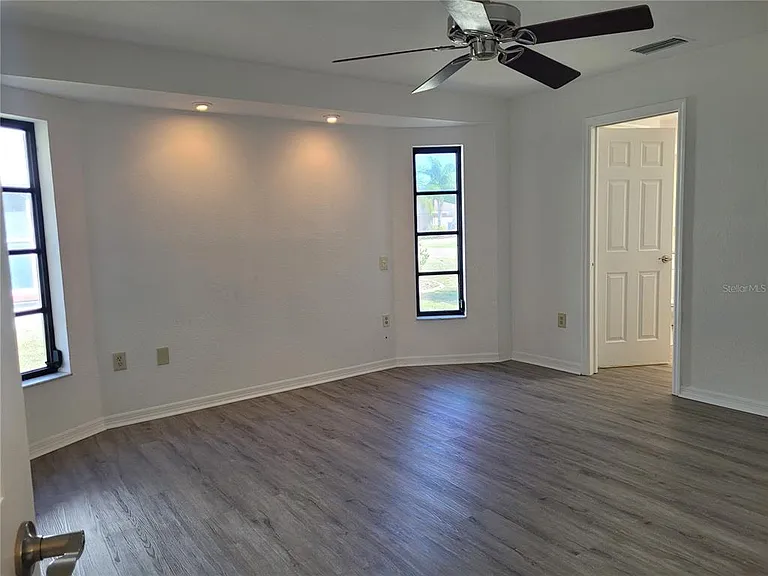 1700 Blue Lake Cir — Photo 7