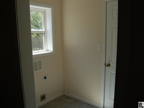 3rd image of 1104 Stephenson Ct