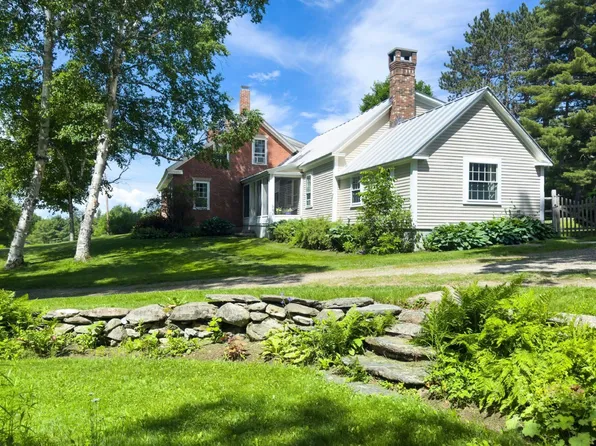 994 Pearl Lake Road, Sugar Hill, NH 03586