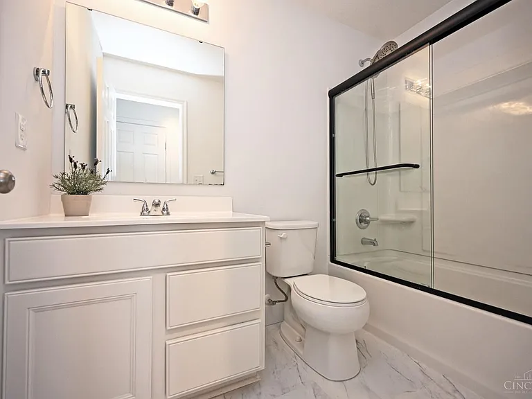 5595 Noble Ct — Photo 42