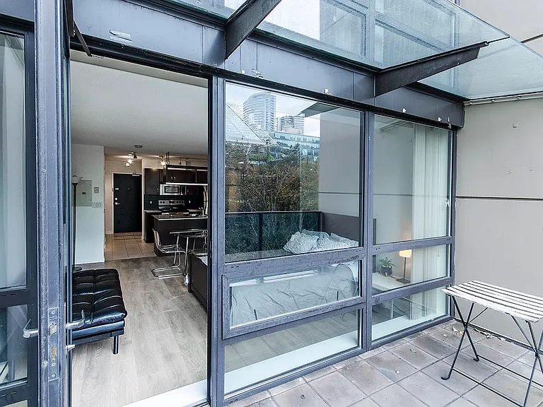 933 Hornby St #201 — Photo 10