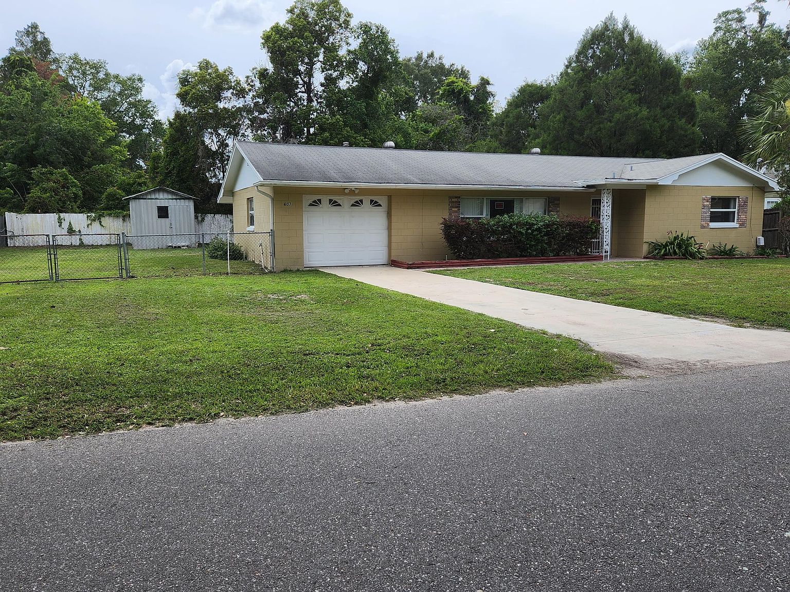 603 Powell St, Wildwood, FL 34785 | Zillow