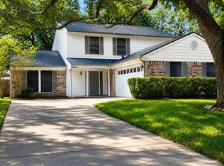 16042 Pinyon Creek Dr, Houston, TX 77095