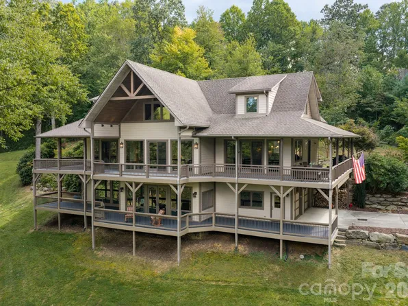 538 Celebration Cv, Clyde, NC 28721