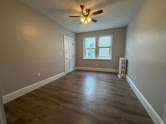 2nd image of 300 Washington St #298-11