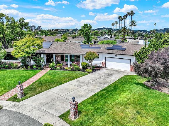 3rd image of 773 La Salle Way