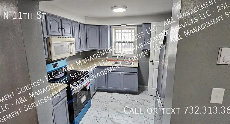 12 N 11th St — Photo 7