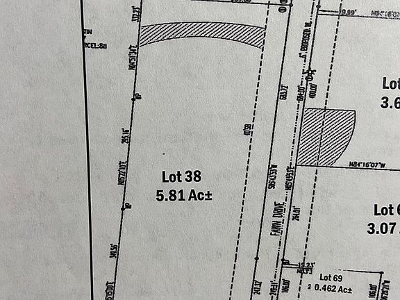 3rd image of 1075 Fawn Dr