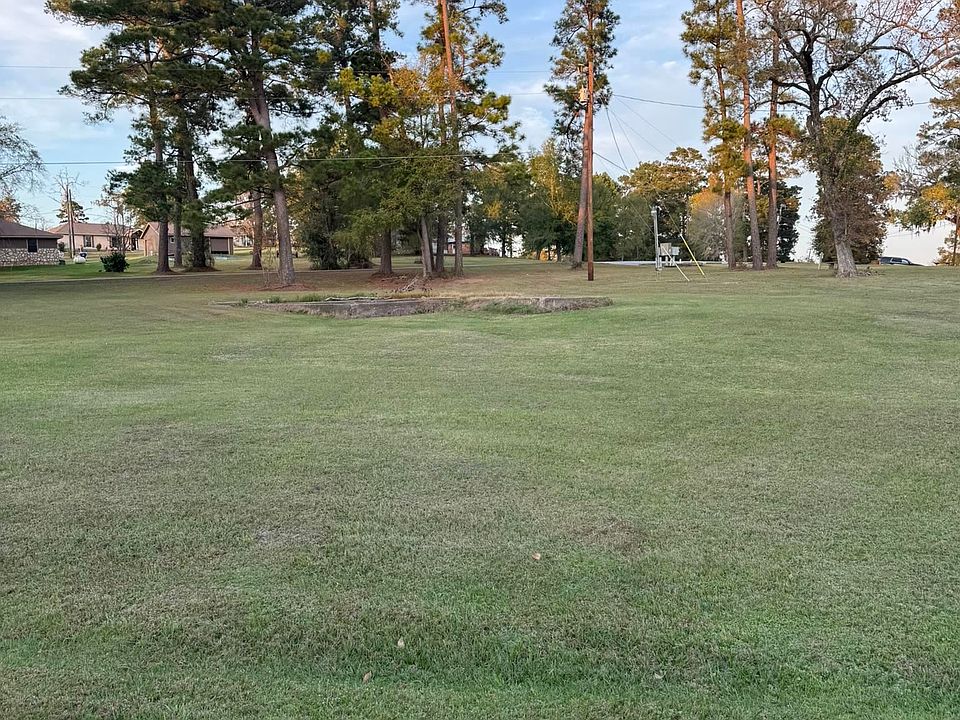 2nd image of Fm 224 Rd