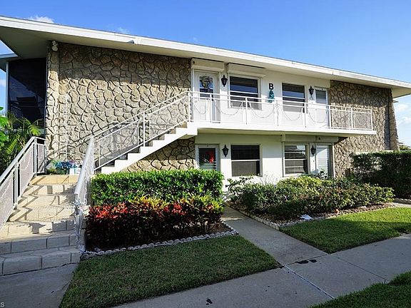 2nd image of 330 Kon Tiki Dr APT B8