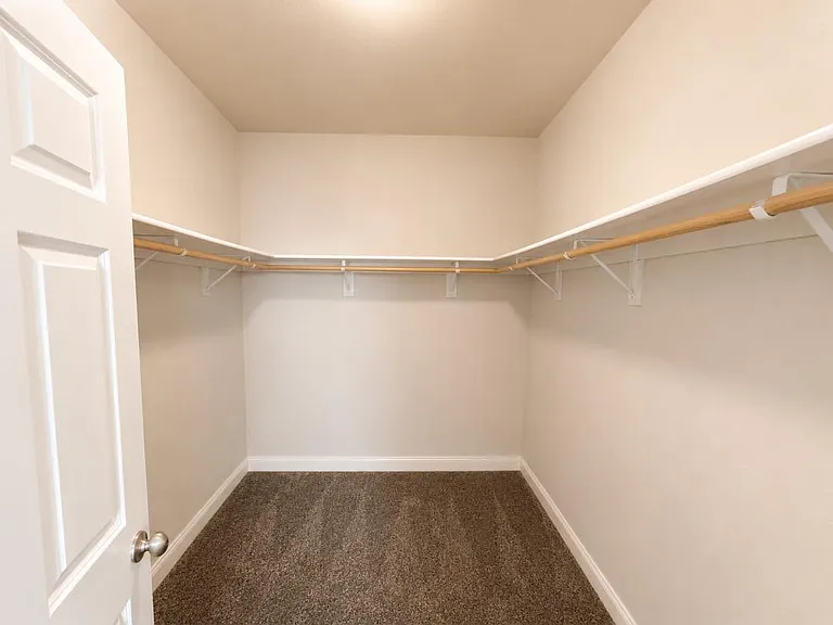 4810 Cornice Dr — Photo 13