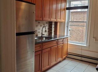10 Hilliard Ave APT 8, Edgewater, NJ 07020