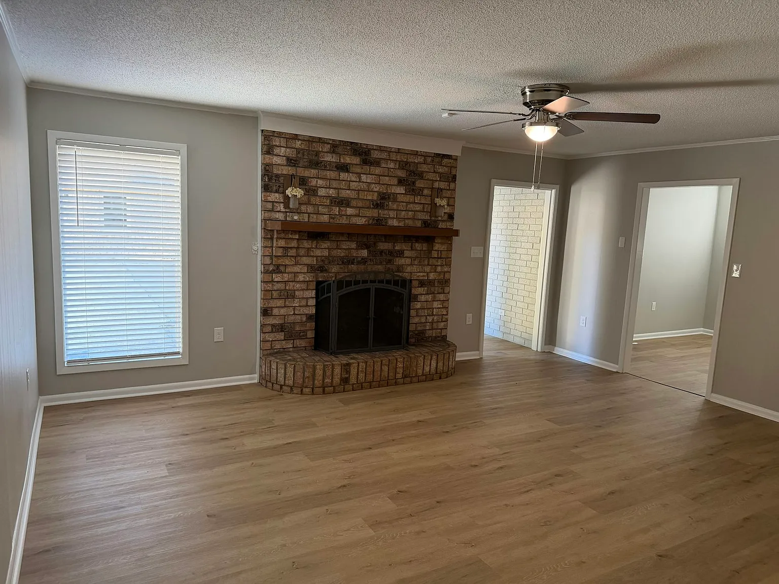 3019 Magnolia Place — Photo 3
