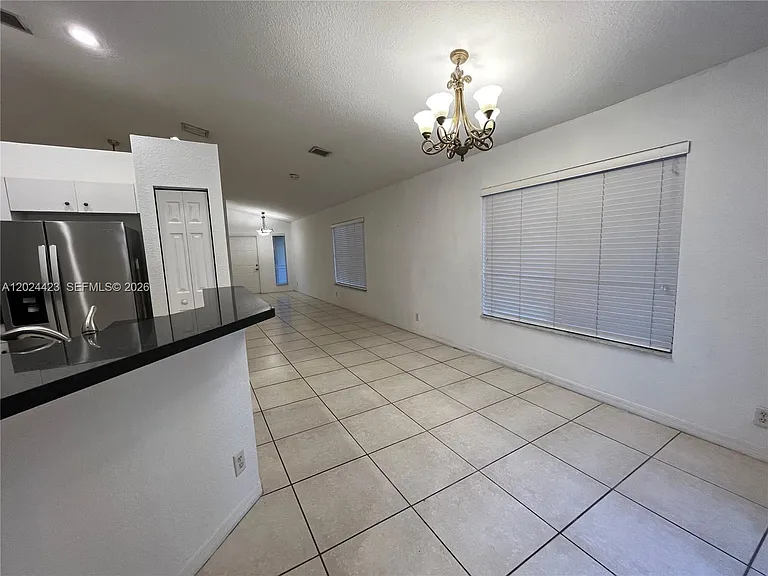 1467 Sunset Way — Photo 4