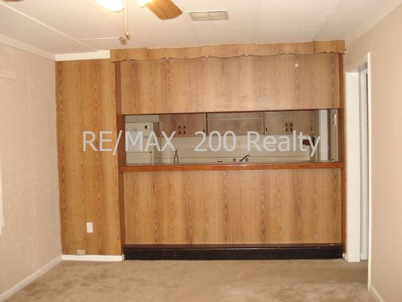 3rd image of 3245 Clemwood Dr APT 2E
