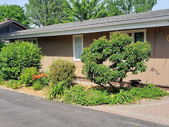 5th image of 112 Sunrise Dr