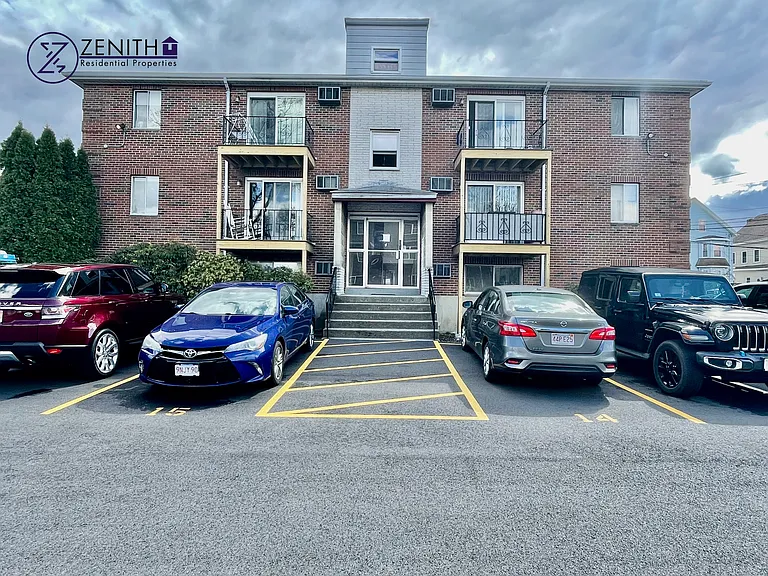 79 Central St #3 — Photo 12