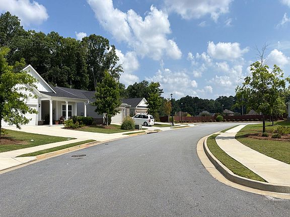 4th image of 811 Pineberry Ct
